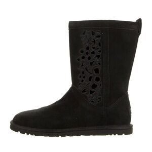 UGG Lo Pro Floral Suede Black Laser Cut Ankle Boots size 7‎ leather embroidered